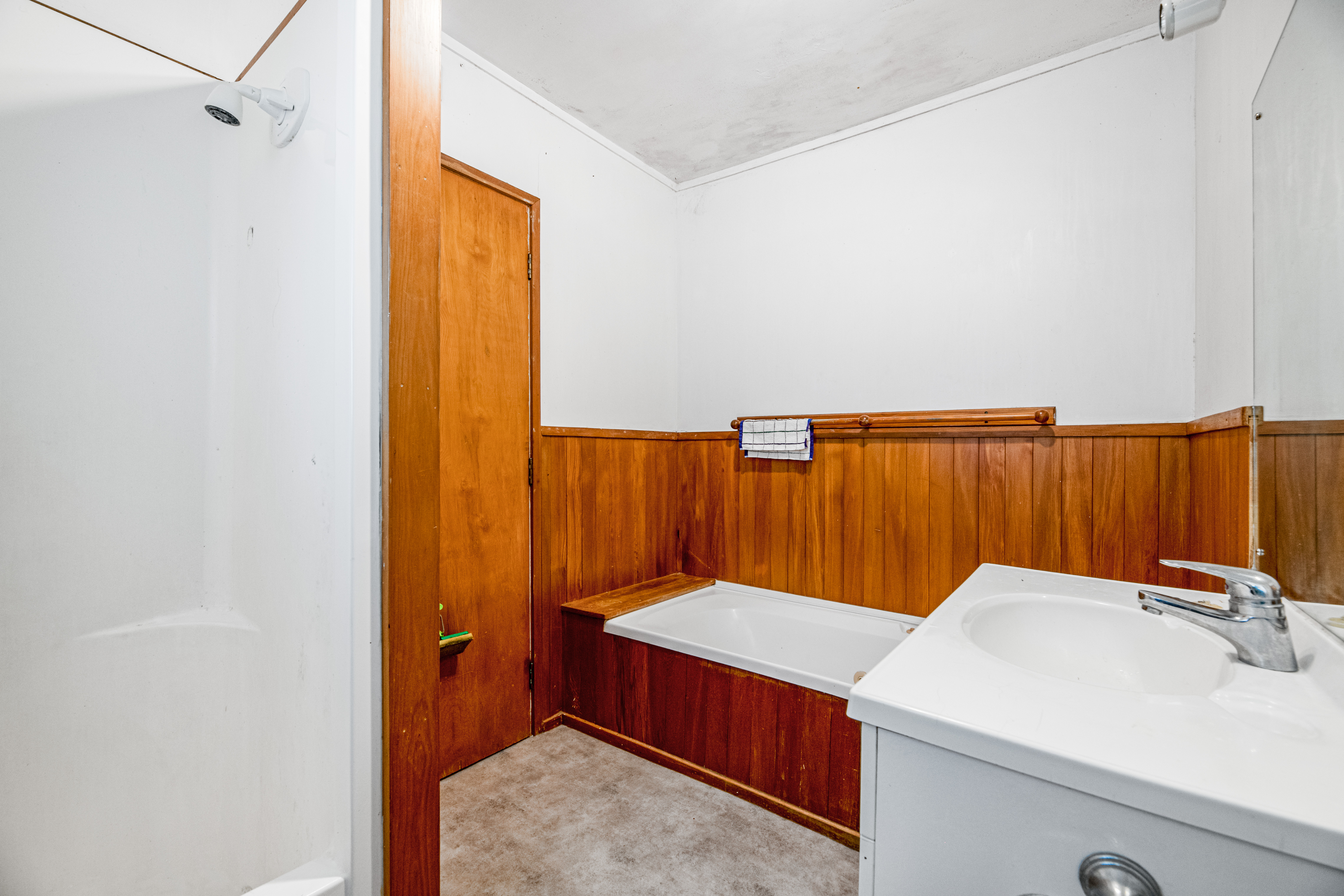 40 & 40a Eyre Street, Henderson Heights NZ