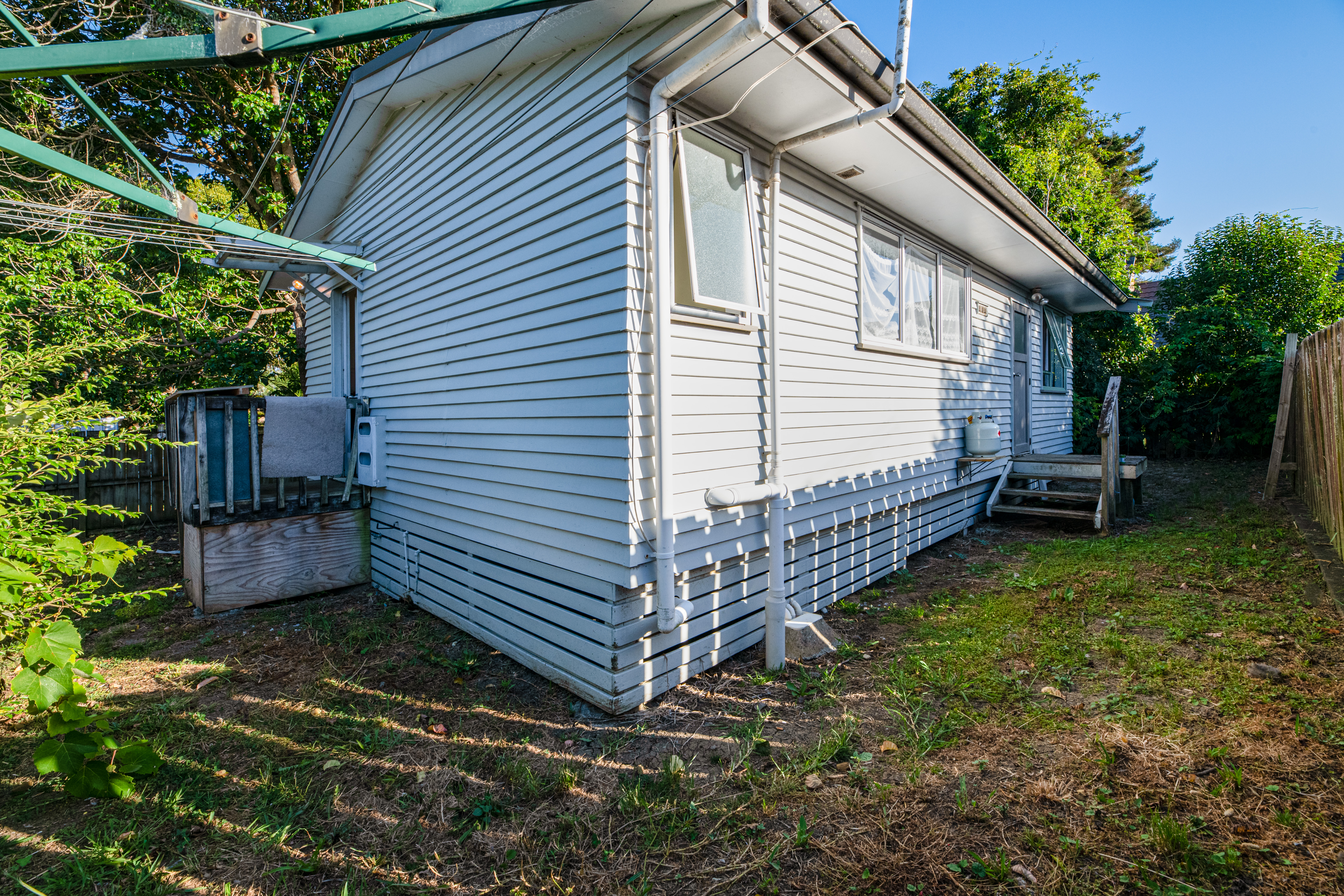 40 & 40a Eyre Street, Henderson Heights NZ