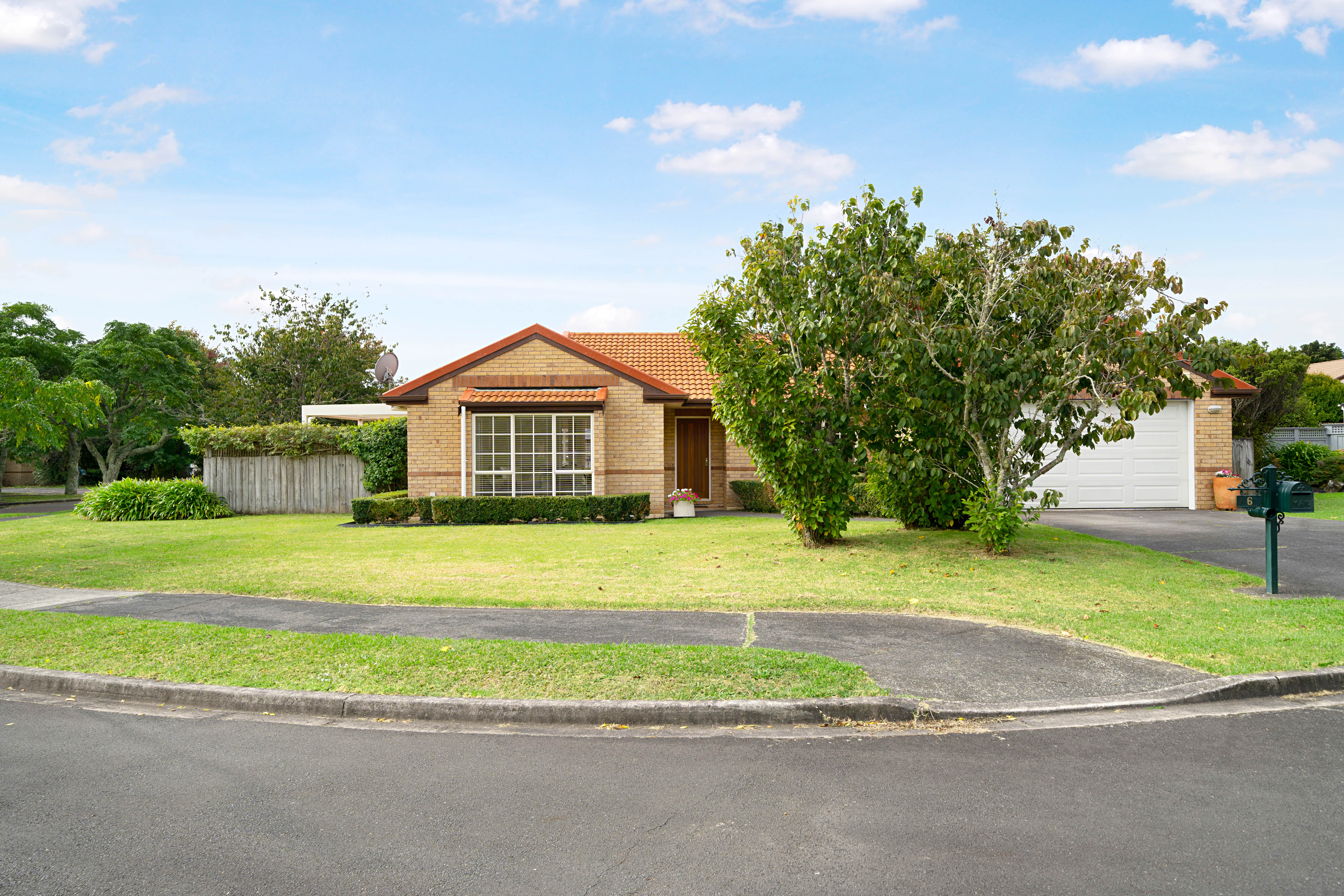 6 Graven Court, Henderson Heights