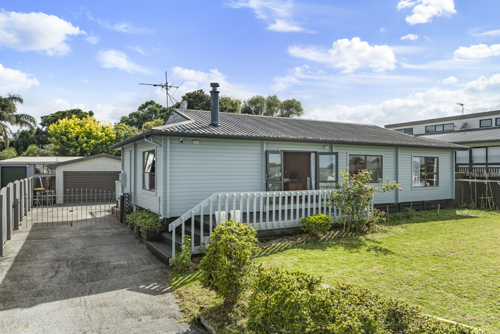 185 Carnoustie Drive, Wattle Downs