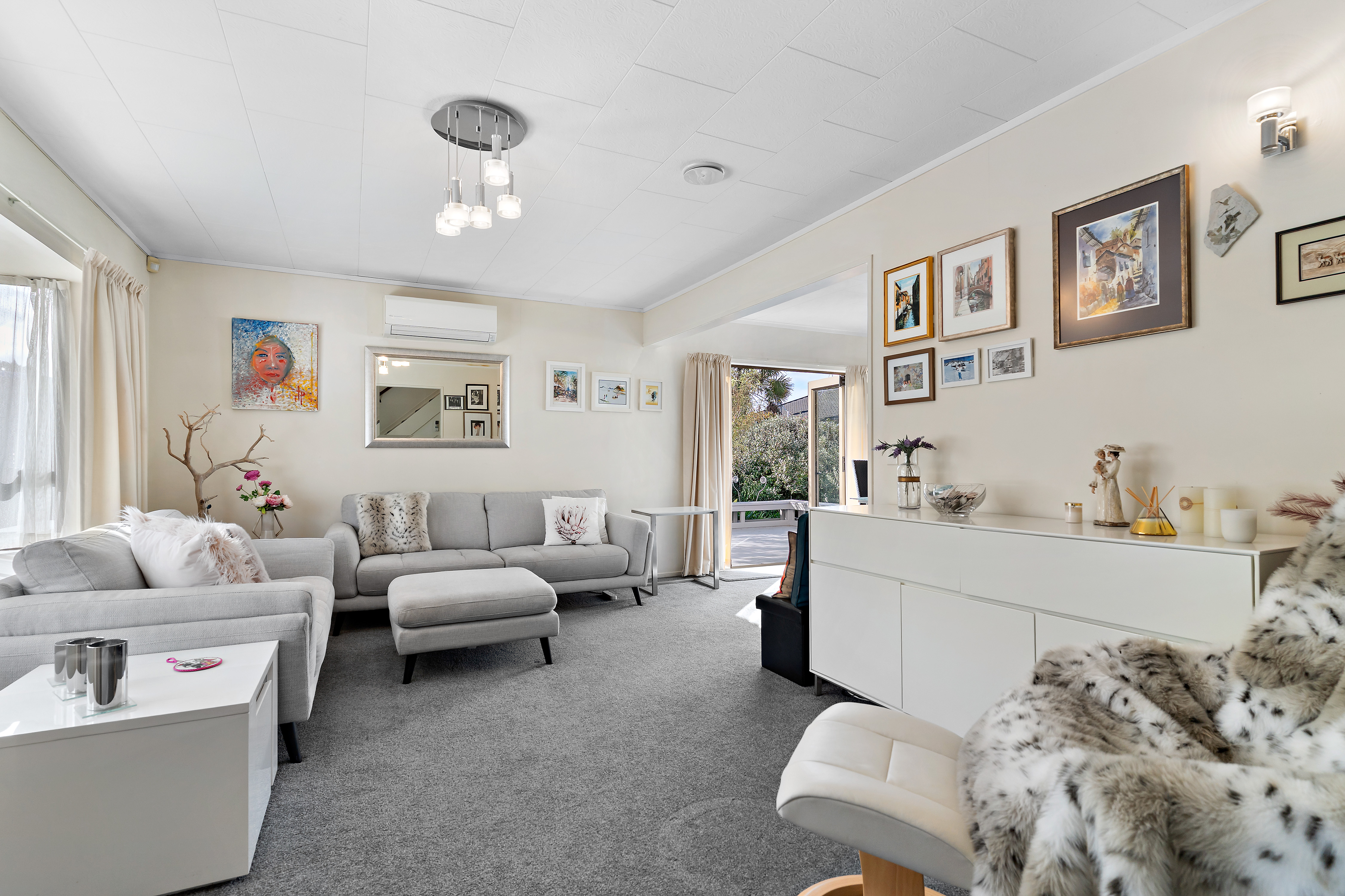 2/102 Manhattan Heights, Glendene