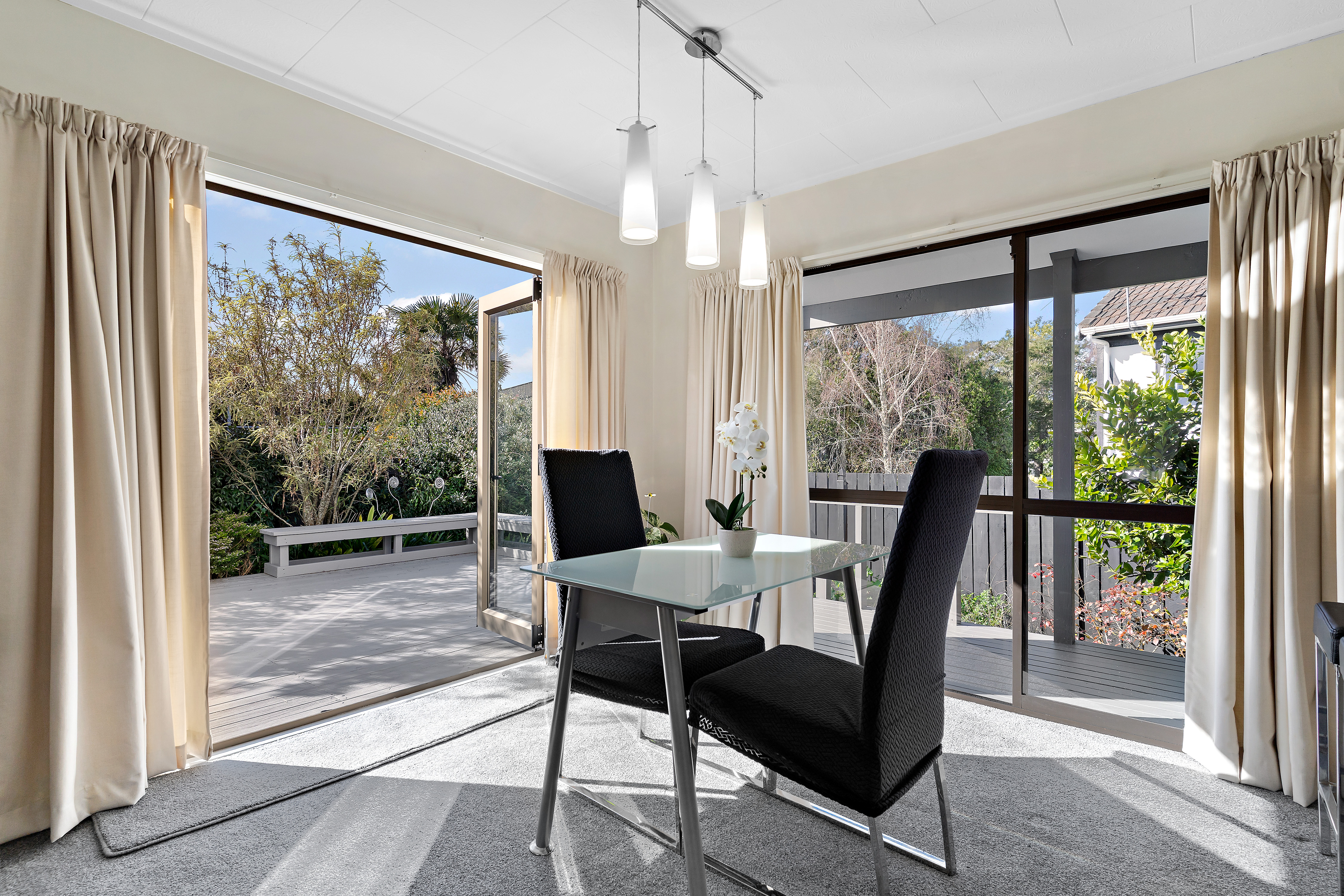 2/102 Manhattan Heights, Glendene