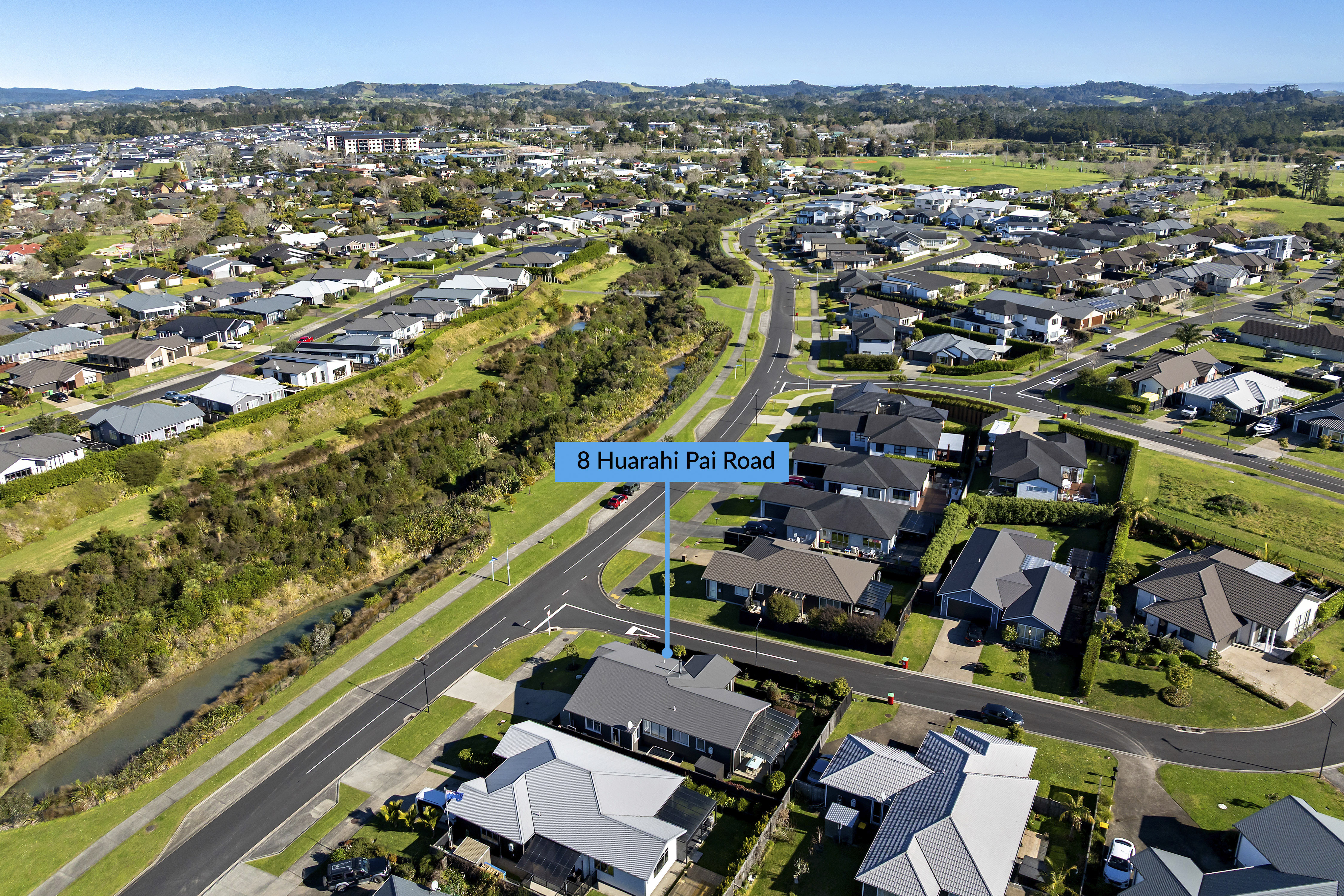 8 Huarahi Pai Road, Huapai