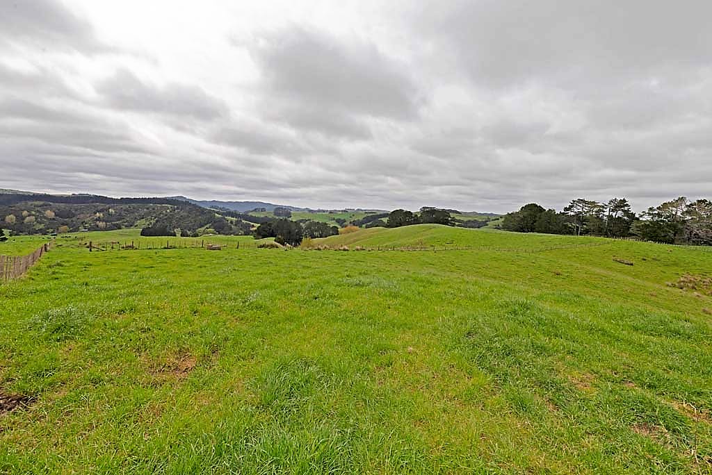 452 Komokoriki Hill Road, Makarau