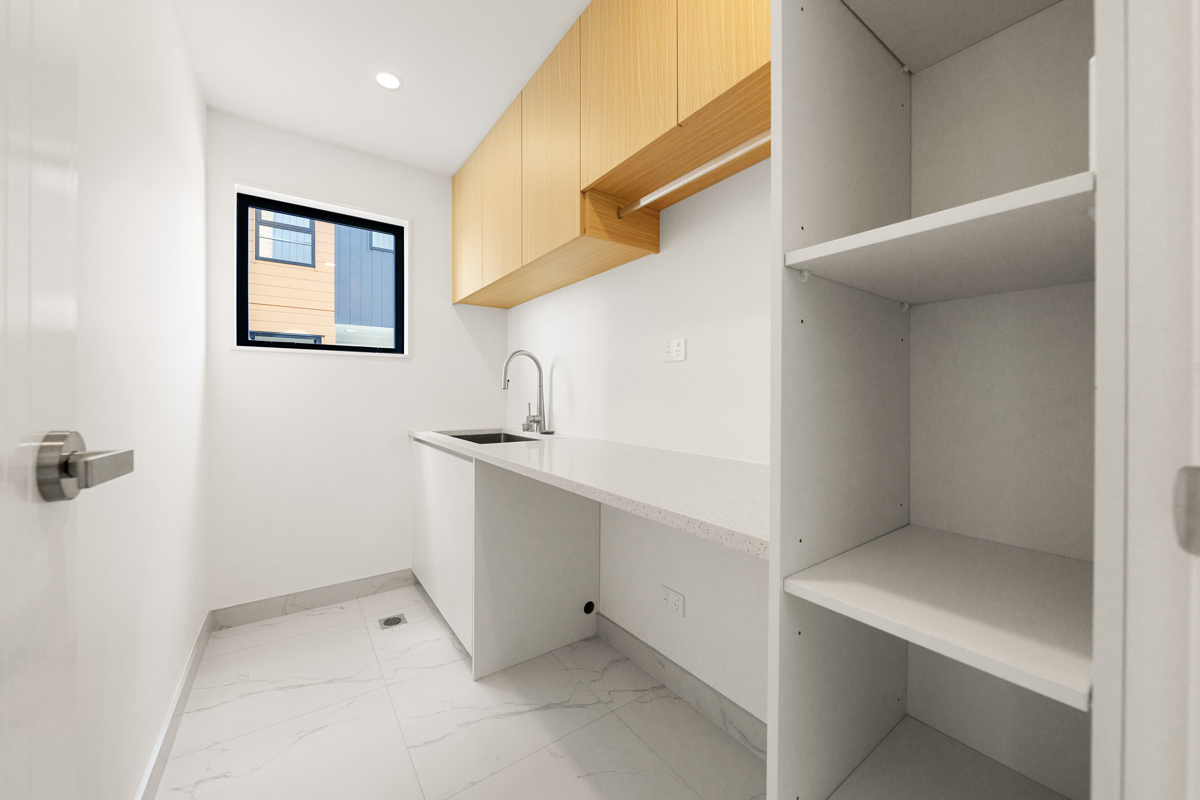 2-4,13-20/42 Captain Scott Road, Glen Eden