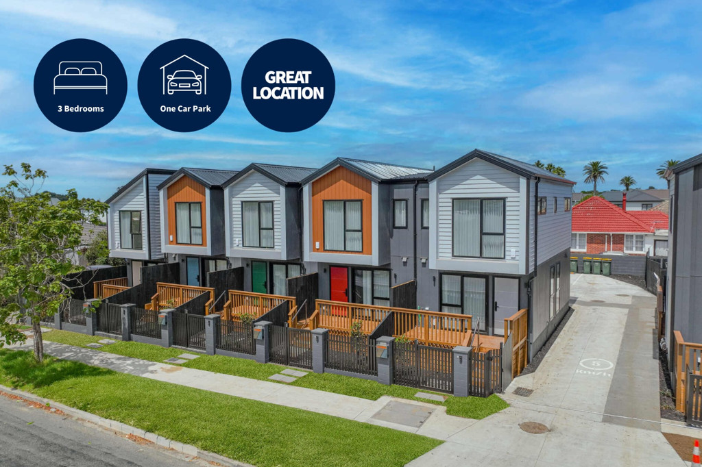 8/460 Massey Road, Mangere