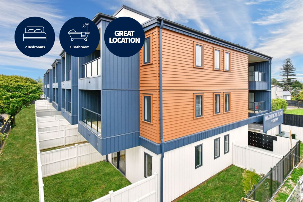 206/8 Gray Avenue, Mangere East