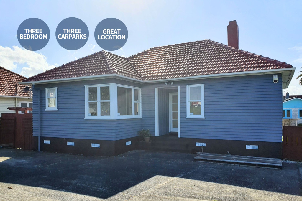 1 Coles Crescent, Papakura