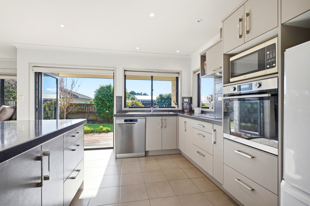 22 Albero Drive, Ohauiti