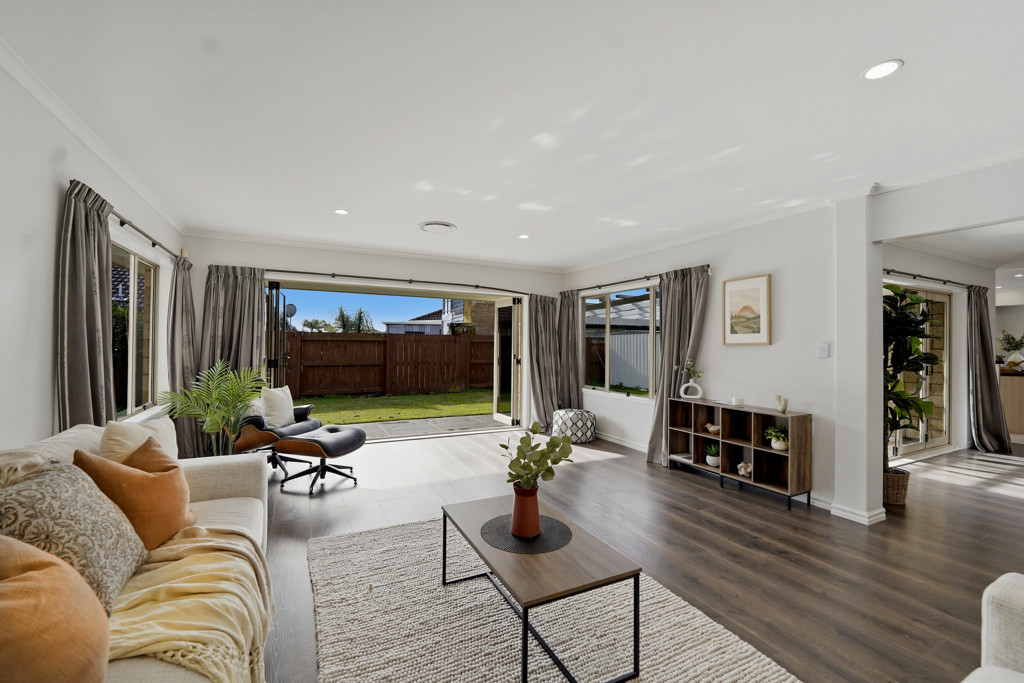 17 Blossom Grove, Papamoa