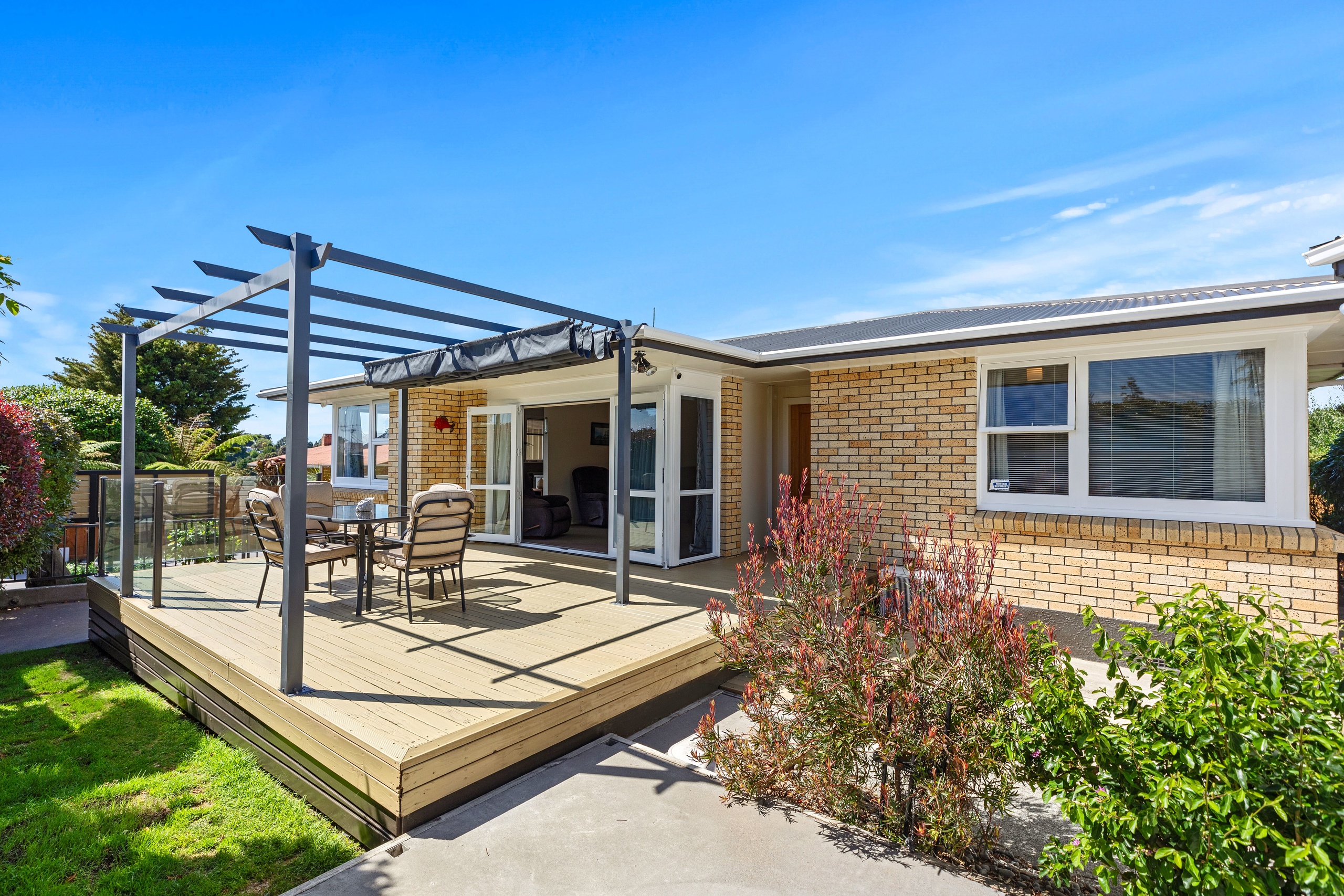 1 Clifton Terrace, Brookfield