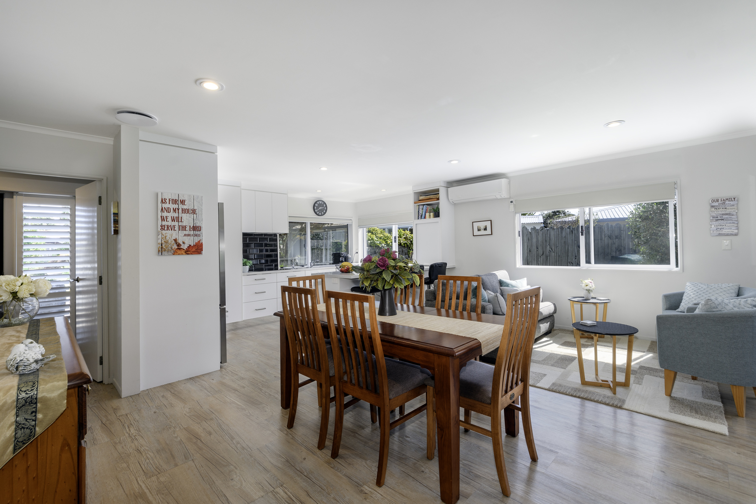 Professionals, downsizers, retirees Property for Sale Harcourts