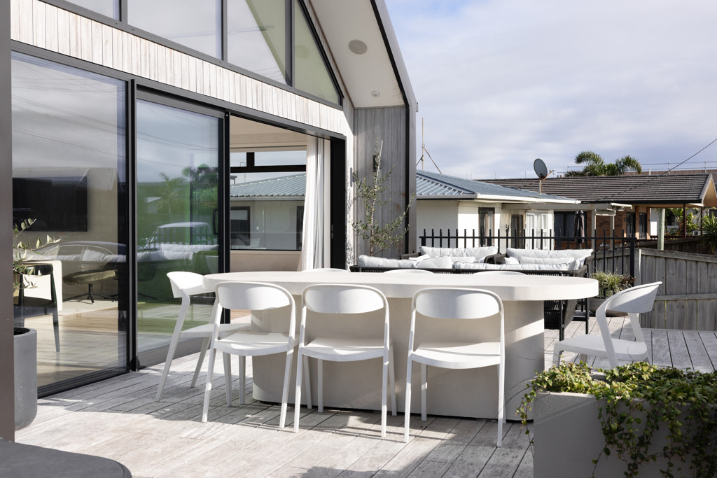 56 Karewa Parade, Papamoa
