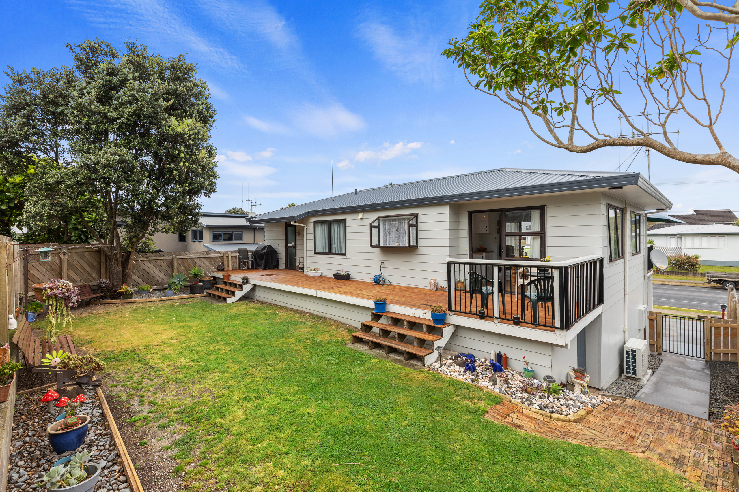 227 Papamoa Beach Road, Papamoa NZ