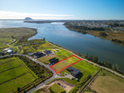 Stunning Te Puna section