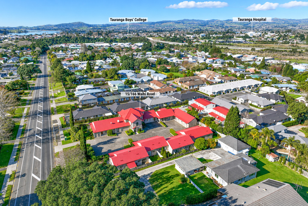 15/166 Waihi Road, Judea