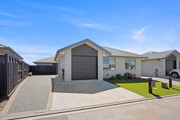 Easy living in the heart of Papamoa