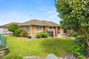 Prime Papamoa family living