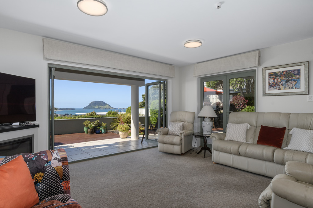 8B Hinewa Road, Otumoetai