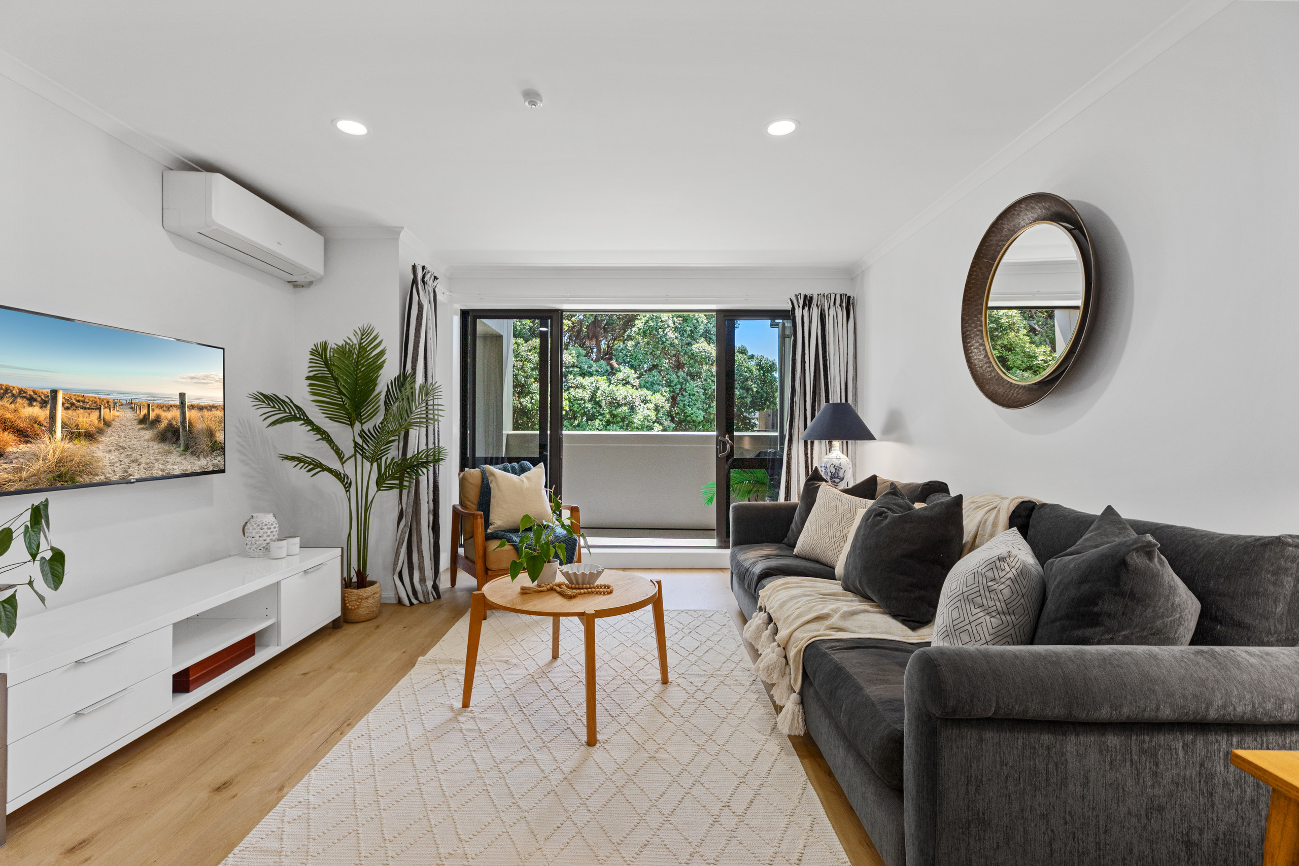 8/281 Maunganui Road (The Paramount), Mt Maunganui