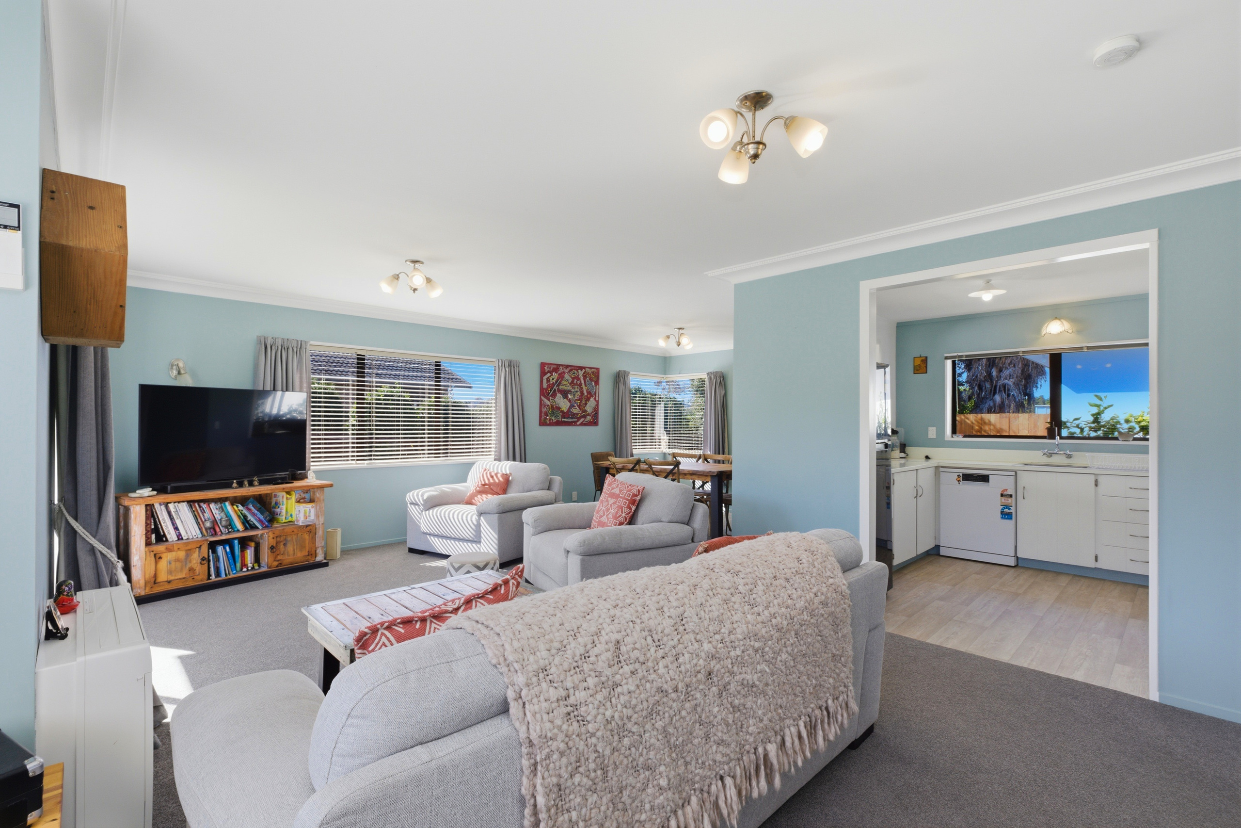 36A Heron Avenue East, Matua