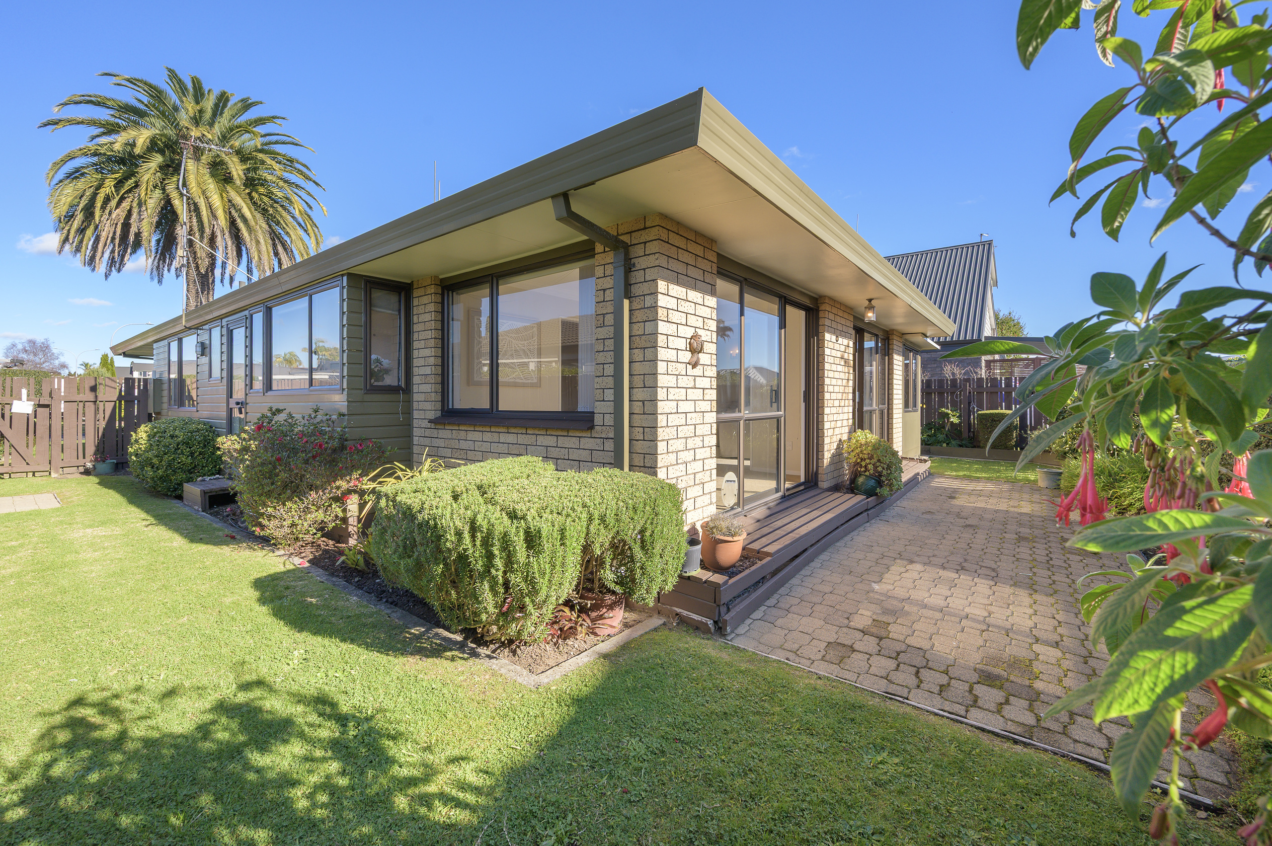 27 Waratah Street, Matua
