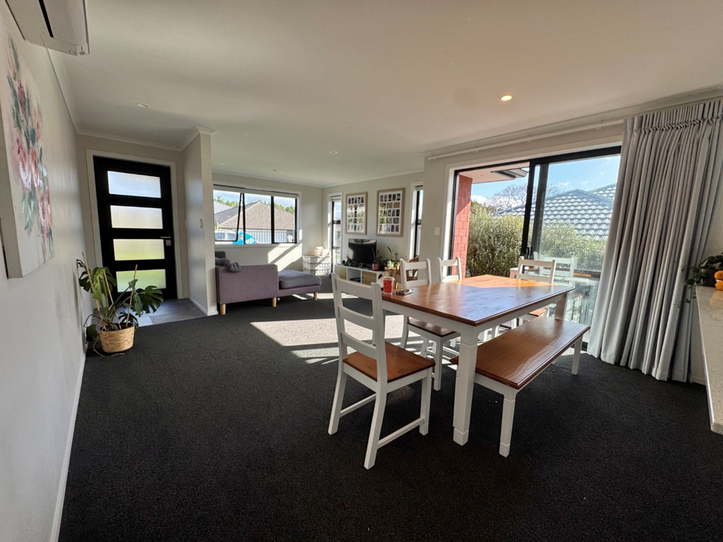 6 Ratahi Way, Omokoroa