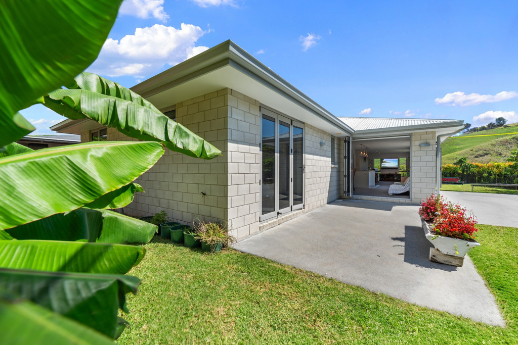 101 Ballintoy Park Drive, Welcome Bay