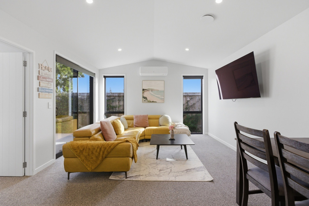 26 Inaka Place, Poike