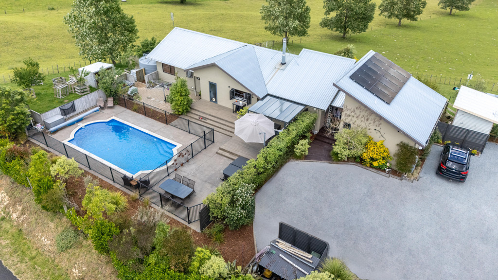 355 Grove Road, Te Pahu