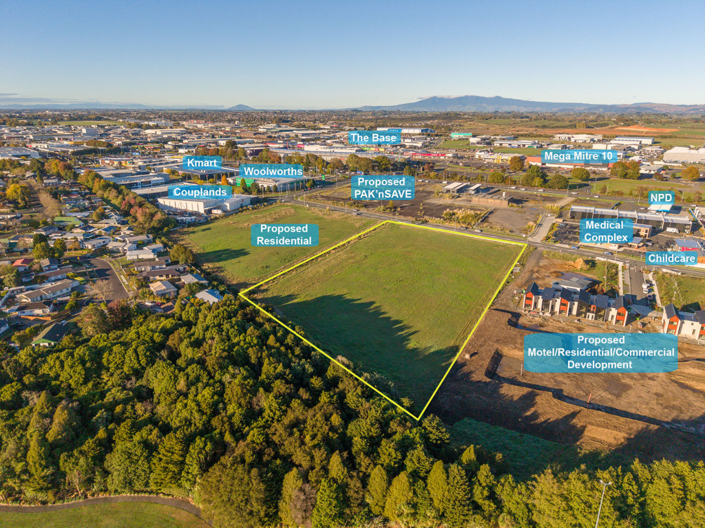Part/38 Karewa Place, Te Rapa