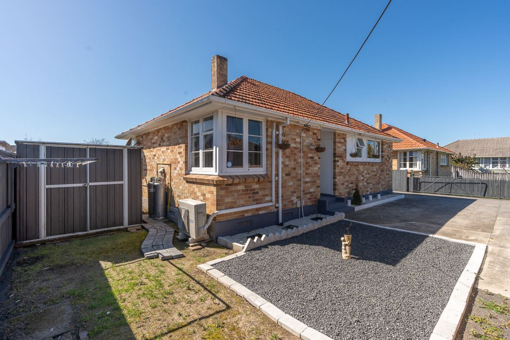 9 & 9A Odette Street, Bader