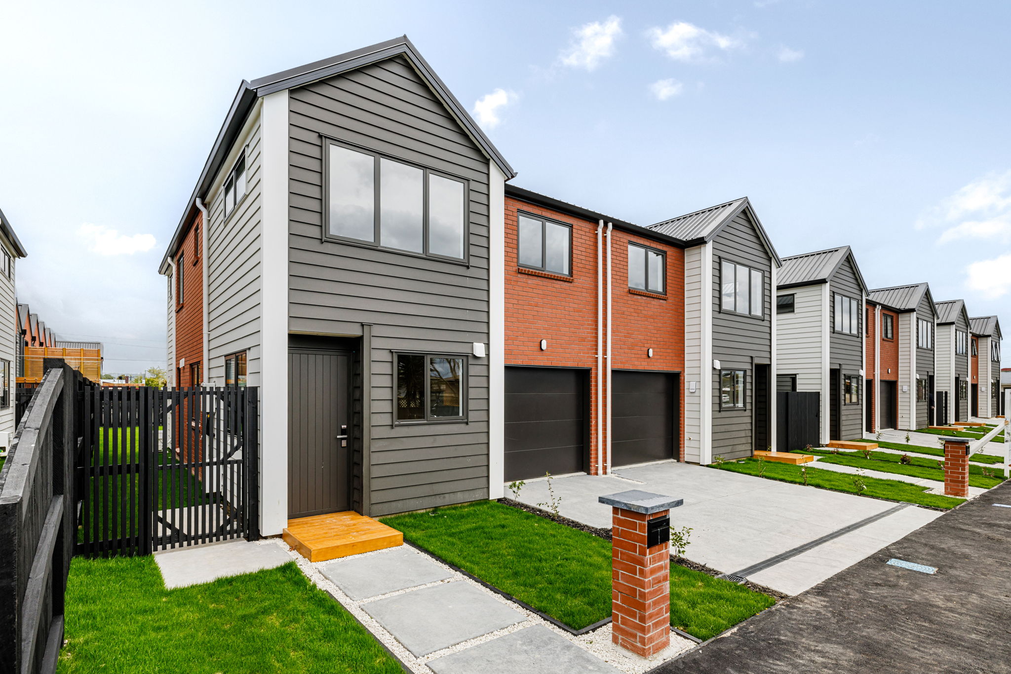 Brand New, Master Built, Hospital Location Harcourts Taupō