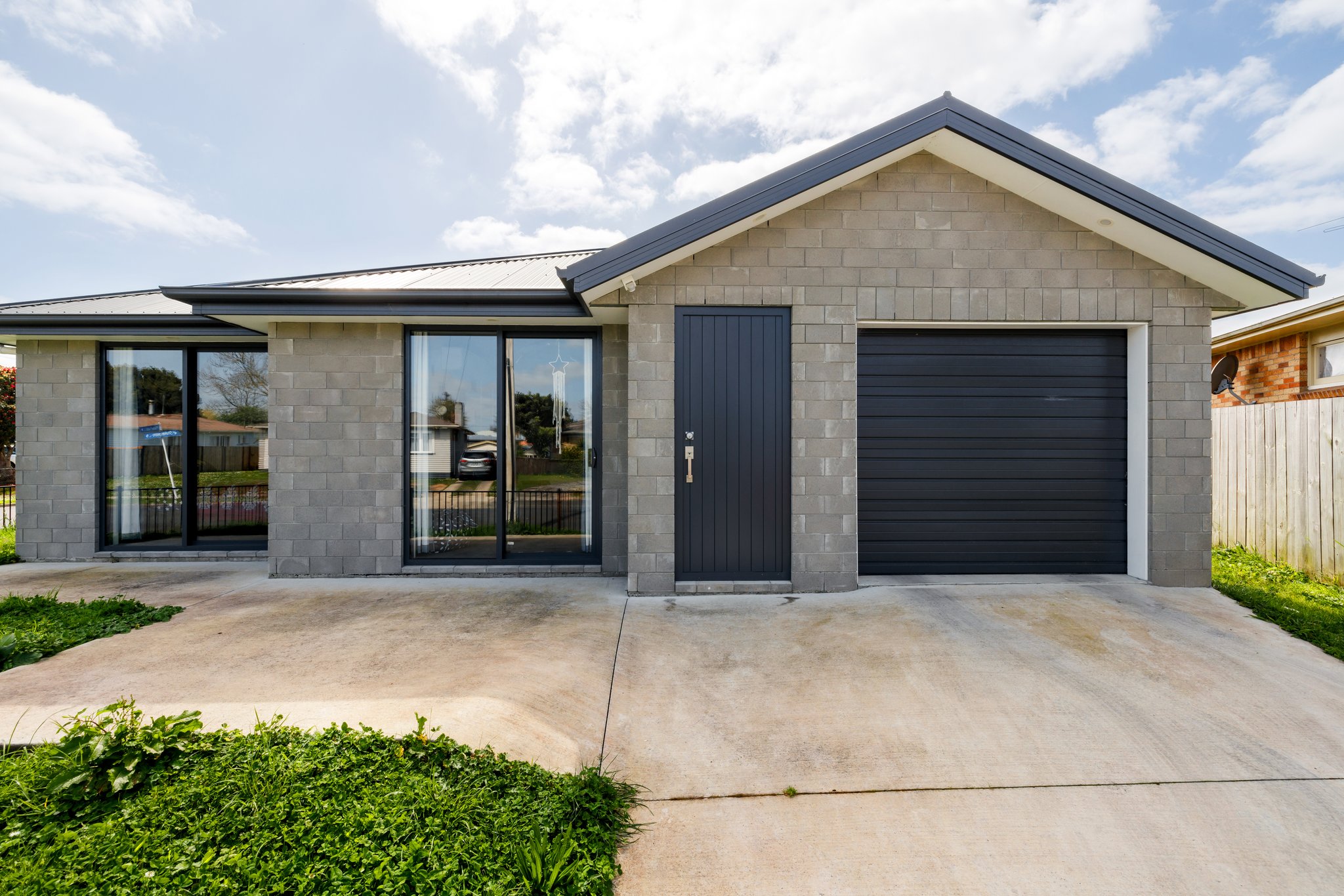 4/2 Masefield Drive, Enderley Property For Sale Harcourts Hamilton