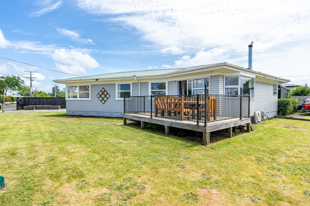 21 Jeanette Street, Glenview