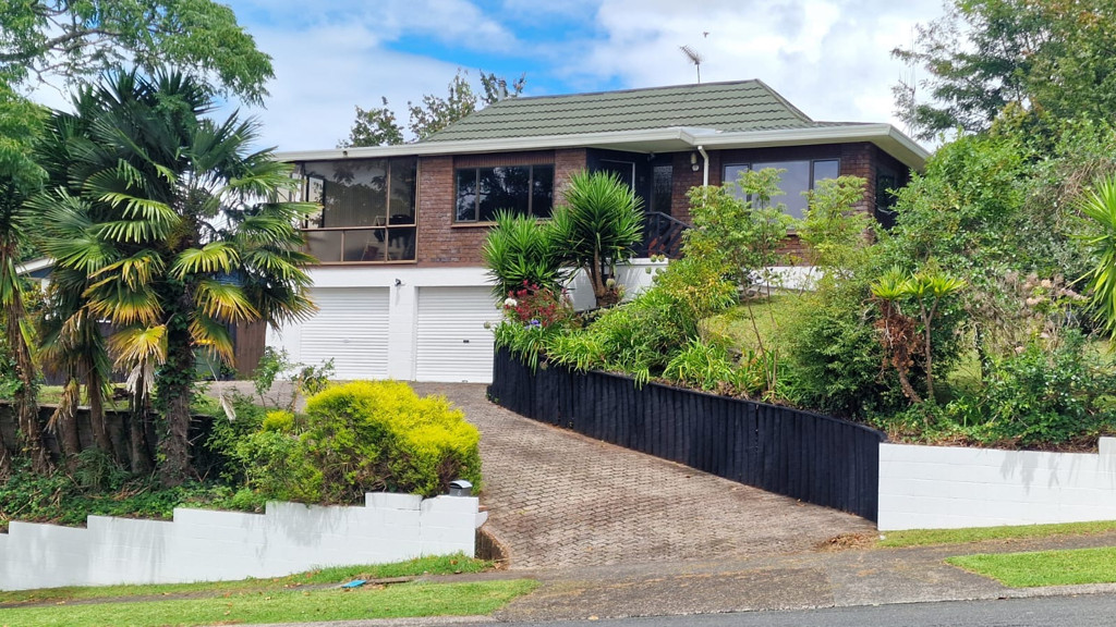 6 Exeter Street, Glenview