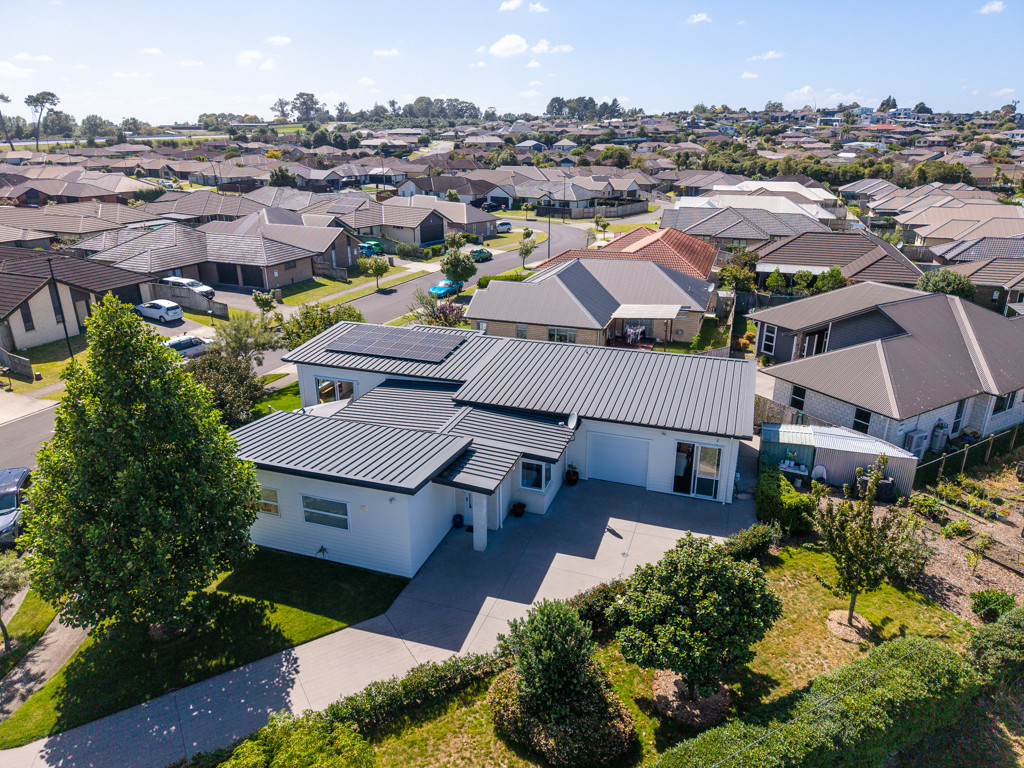 29 Teatree Close, Huntington