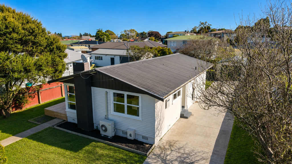 14 Yvonne Street, Melville