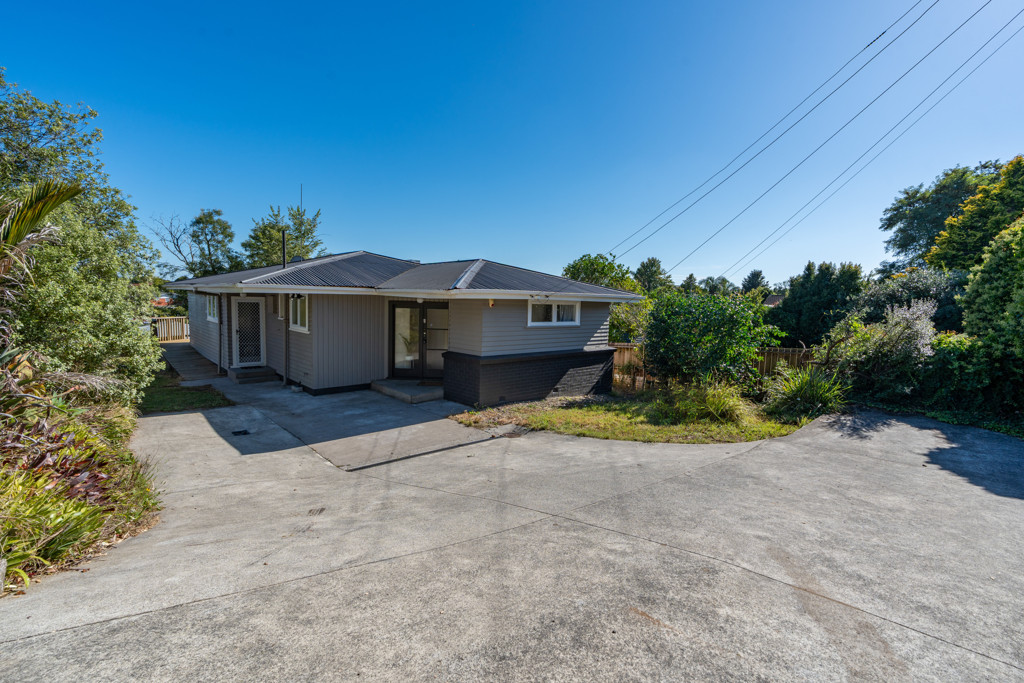 339 Cobham Drive, Hillcrest