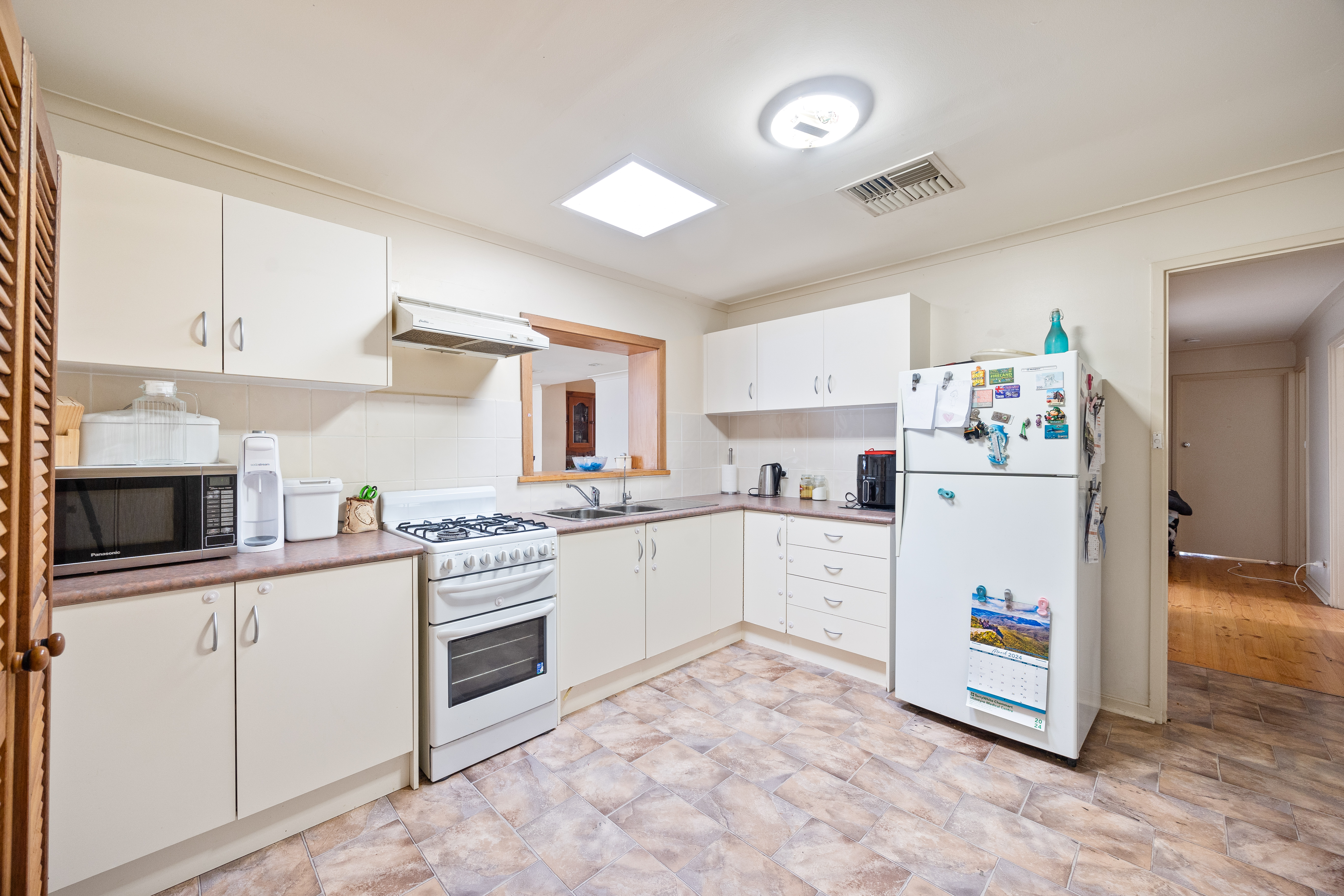24 Tingira Drive, O'sullivan Beach