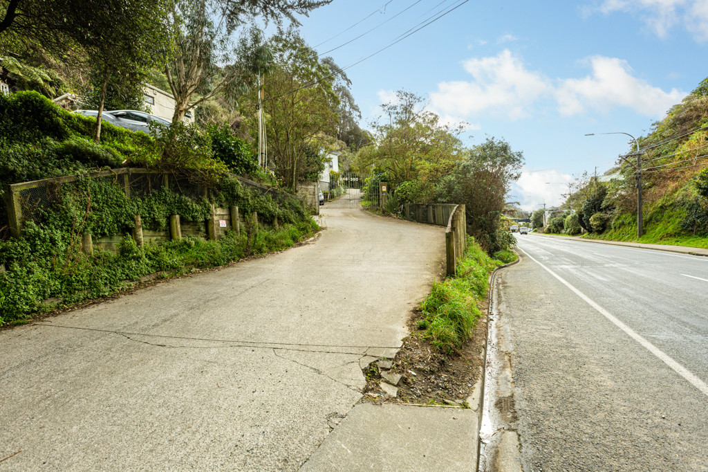 344 Ohiro Road, Brooklyn