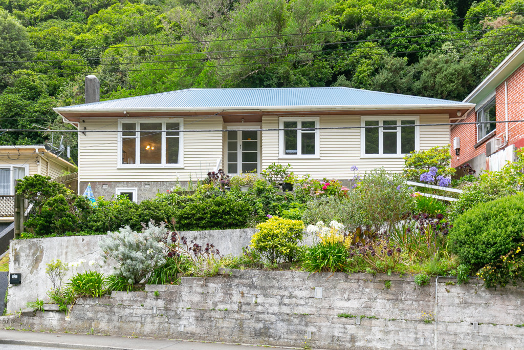 343 Ohiro Road, Brooklyn