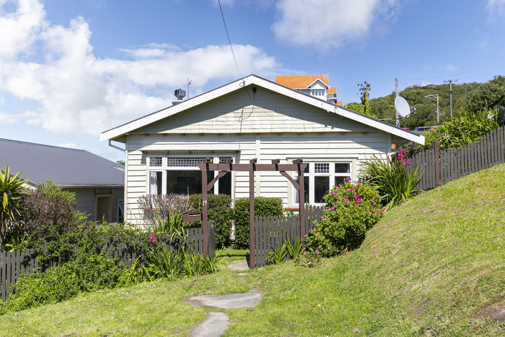 19 Cam Street, Island Bay