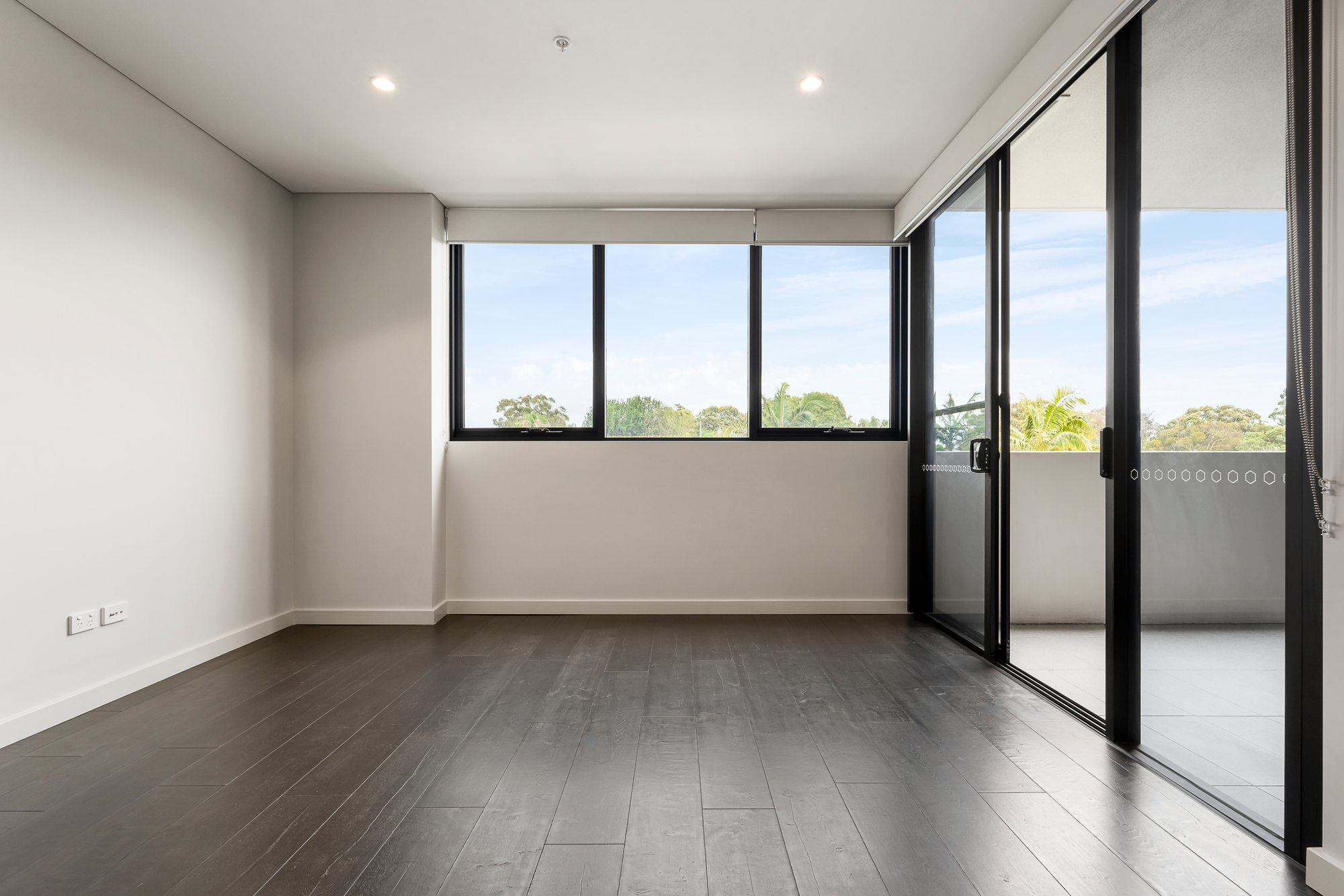ESSENTIAL WORKER AFFORDABLE HOUSING - 20% UNDER MARKET RENT 
