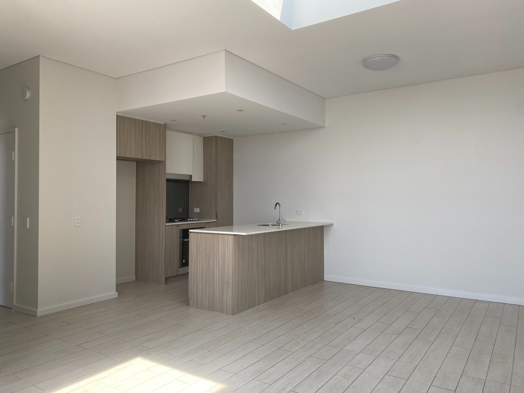 Modern Two bedroom unit on 5th Floor