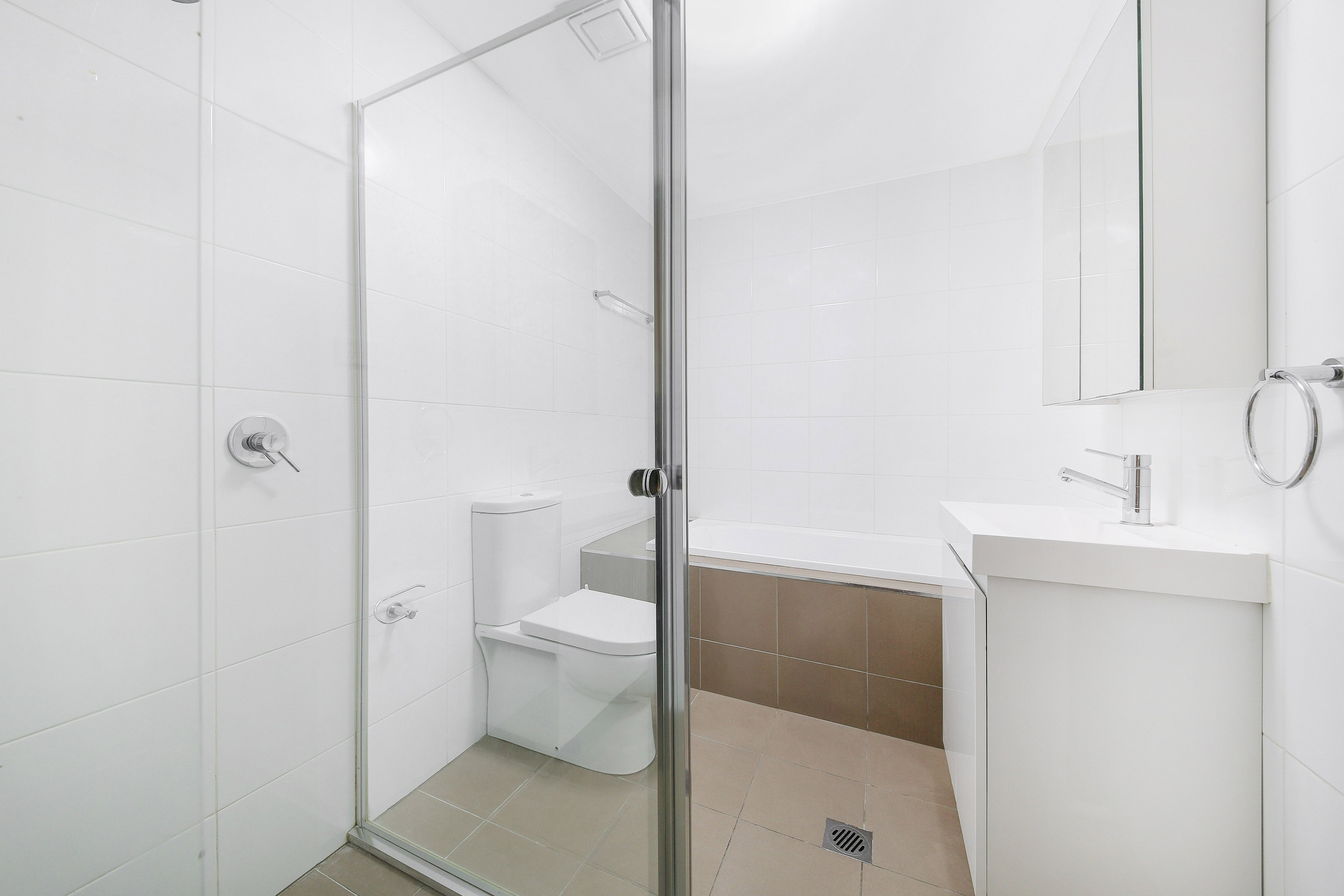 2-bedroom unit - Prime location