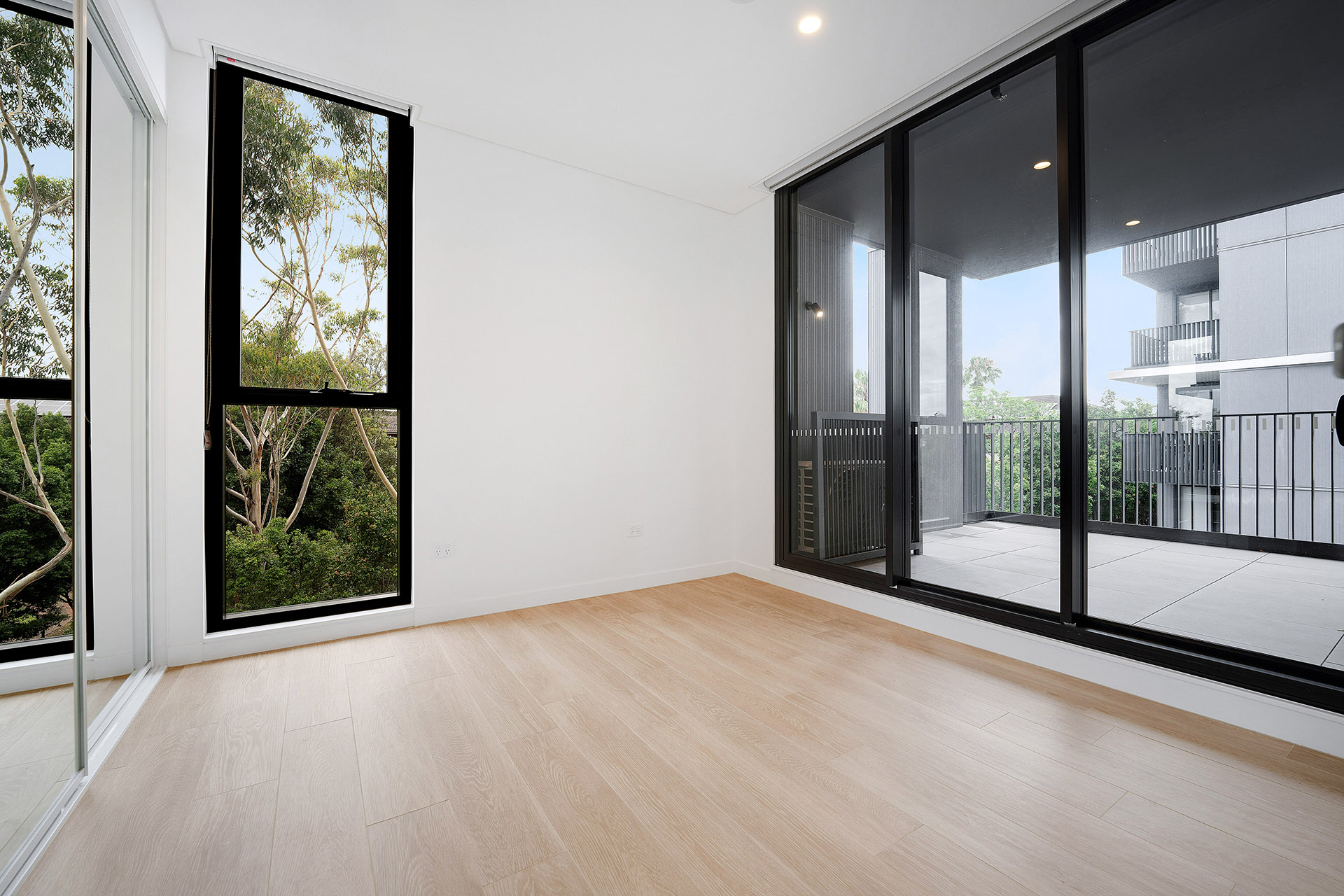 2 Bedroom Apartment - 25% below market rent