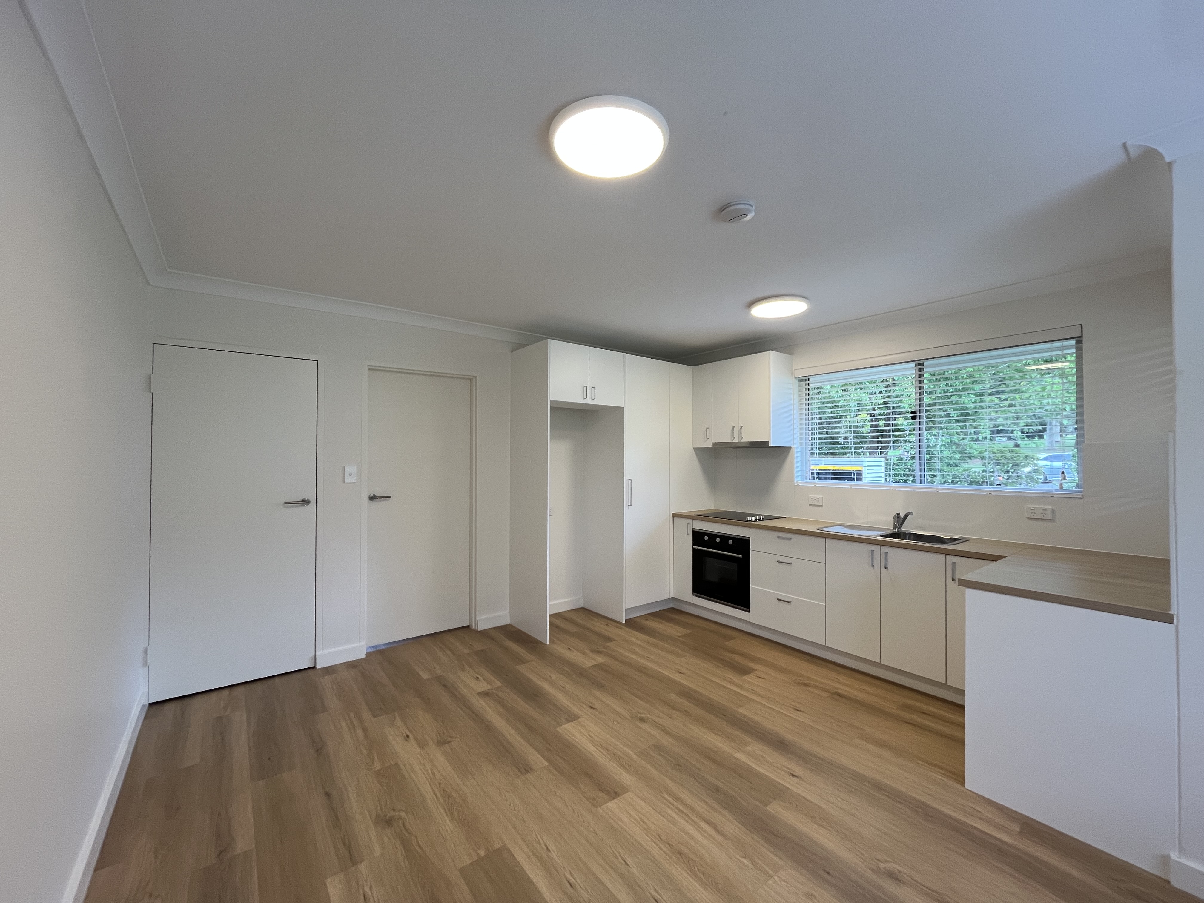 Renovated 1 bedroom flat under affordable housing for lease