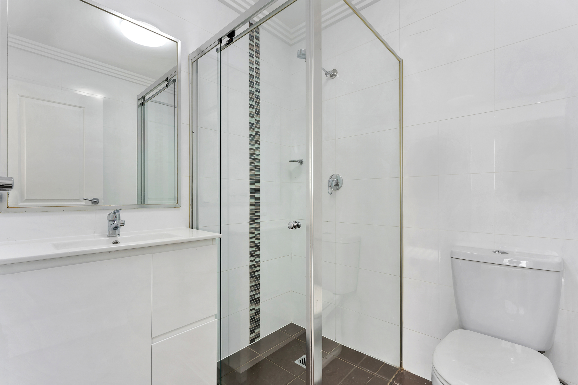 3 Bedroom Spacious Apartment