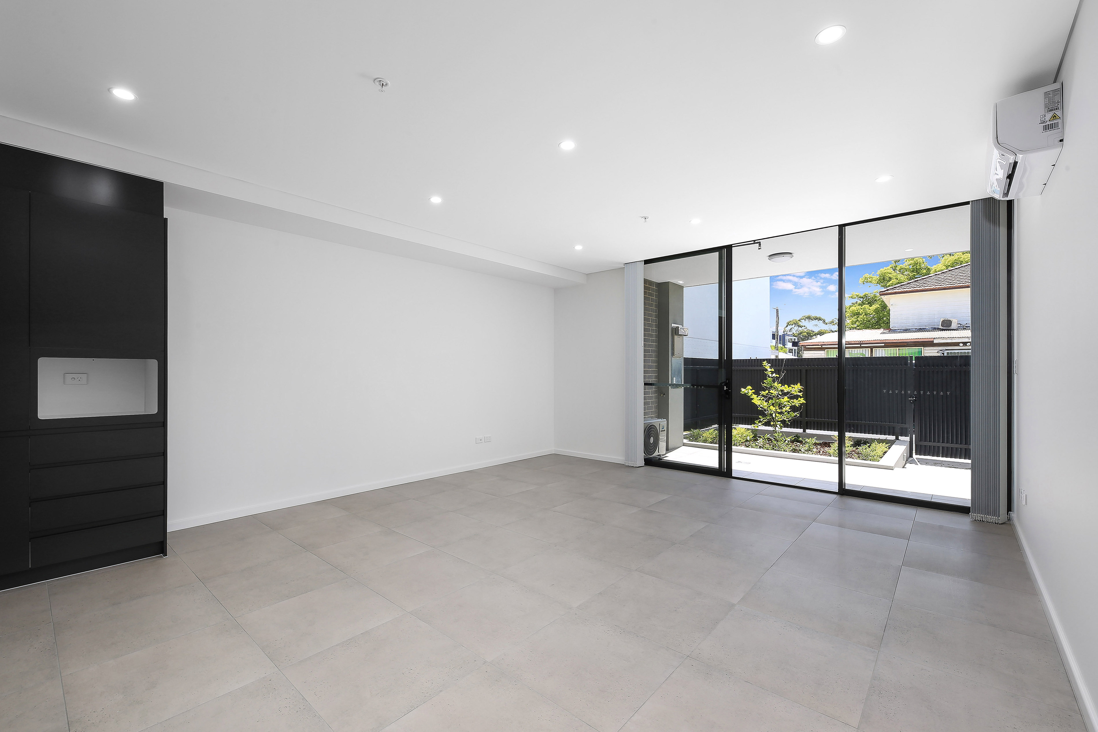 Modern One Bedroom Unit - 20% Below Market Rent